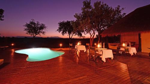Thorny Bush Game Reserve Cabina | Tangala Safari Camp