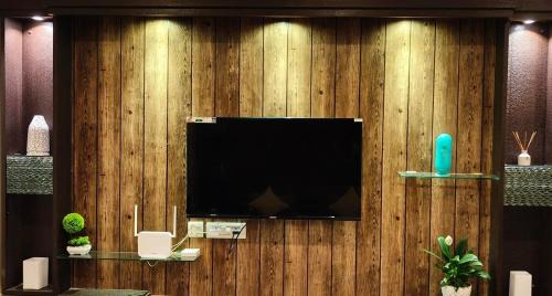 Kolkata Apartamento | TanusNest Room pool airport kolkata
