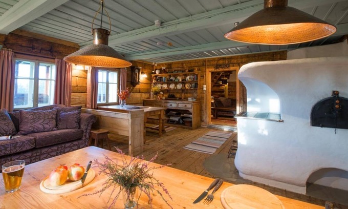 Stare Hamry Casa | Tara, a stunning Historic log Farmhouse in Europes biggest Nature Reserve