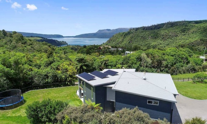 Lake Tarawera Casa | Tarawera Paradise Sum