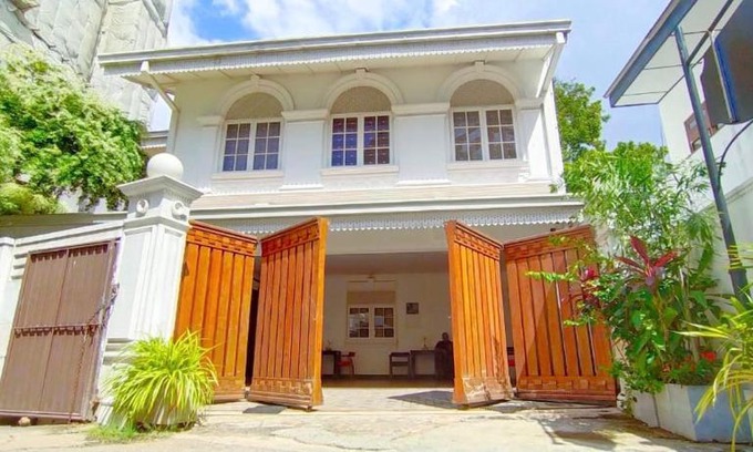 Ibbanwala Cama Y Desayuno | Tarshish Villa - Colombo