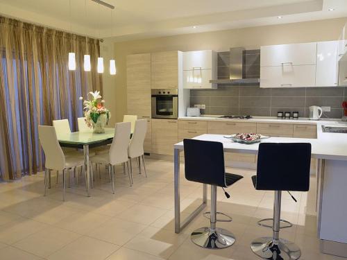 Għadira Apartamento | Tas-Sellum Residence