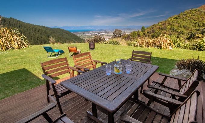Ngaio Bay Casa | Tasman Terrace - Kaiteriteri Holiday Home