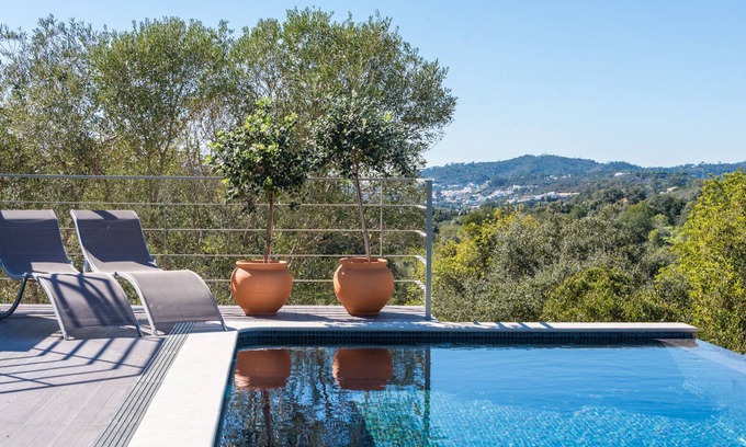 Sao Bras de Alportel Villa | Villa de clase de buen gusto con piscina y hermosa vista.