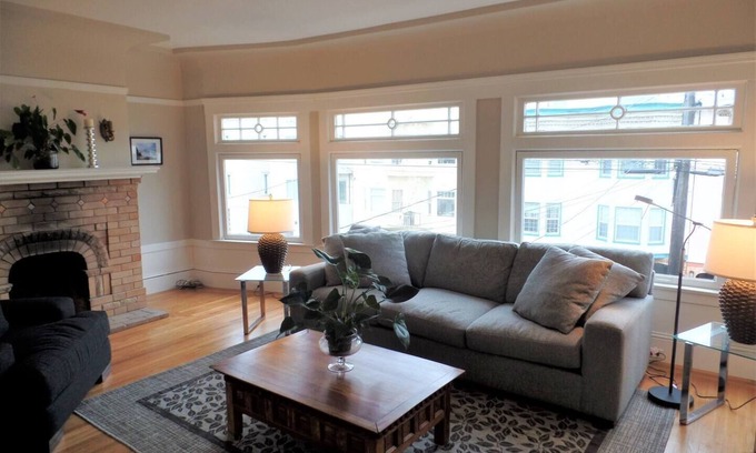 Outer Richmond Apartamento | Tastefully remodeled ocean-view flat