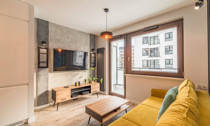 Grzegorzki Apartamento | Tauron Arena Modern Apartment - Parking & Balcony by Rentujemy