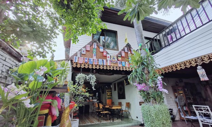Wachira Phayaban Casa | TAVEE Guesthouse
