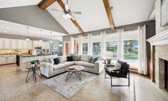 Keller Casa | TCH - Beautiful large 4bd in Keller with Office and Yard