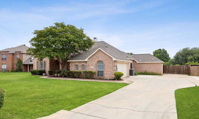 Shady Shores Casa | TCH - Cozy 4bd/2ba in Shady Shores with Workspace