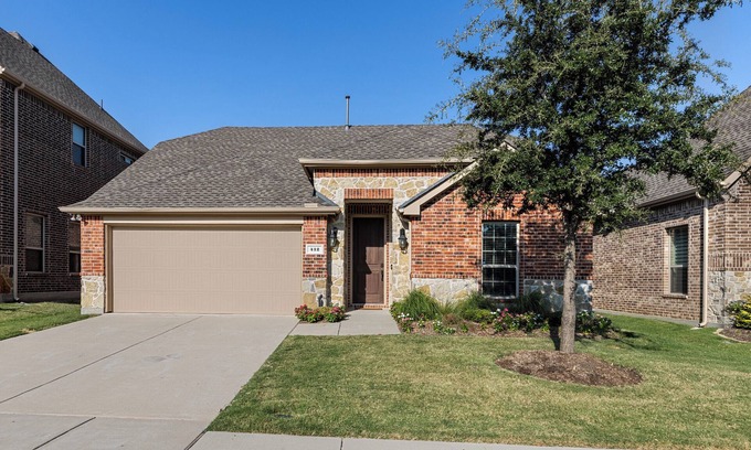 Frisco Casa | TCH - Spacious 4bd/2ba in McKinney with Workspace