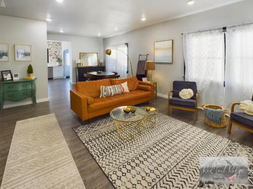 Albany Casa | TD- 118 up and down