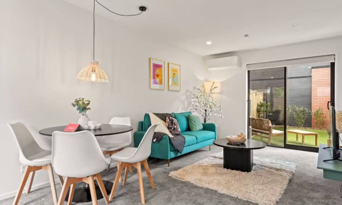Henderson Casa | Te Kanawa Crescent 2BR Home