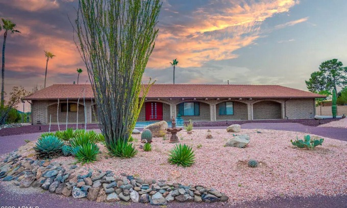Wickenburg Casa | TEAM ROPERS RANCH HOUSE