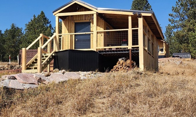 Custer Cabina | Teeny Home in the Black Hills!