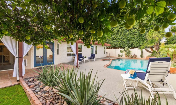 The Lakes Casa | Tempe Lakes Retreat – Heated Pool, Spa, Pickleball, Gym + Near ASU Campus