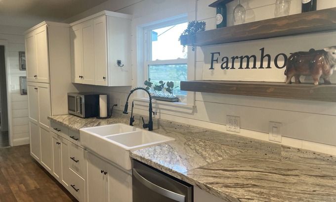 Templeton Casa | Templeton Vineyard Farmhouse in the Heart of Wine Country