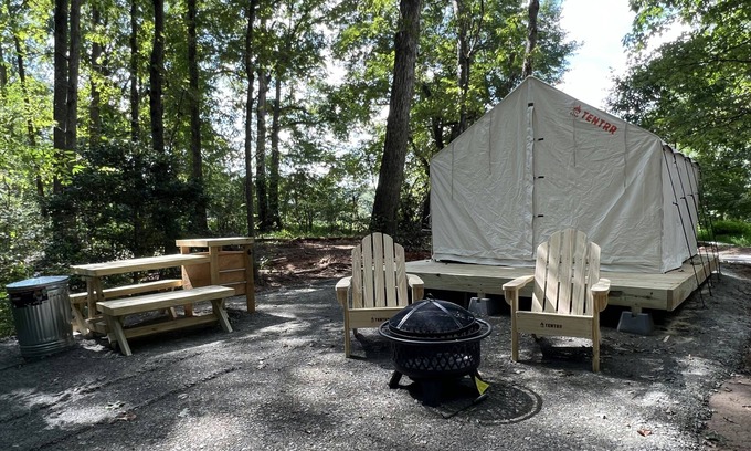 Unionville Alquiler De RV | Tentrr Signature Site - Stuart's Skylark- The Camp at Dearsville