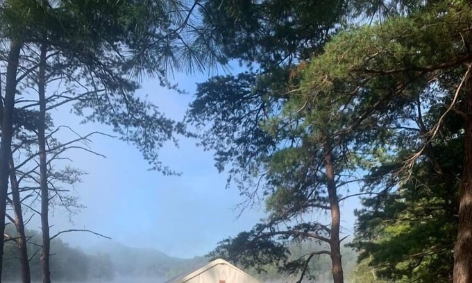 Pulaski Alquiler De RV | Tentrr Signature Site - Water's Edge Campsite on Sunset Cove