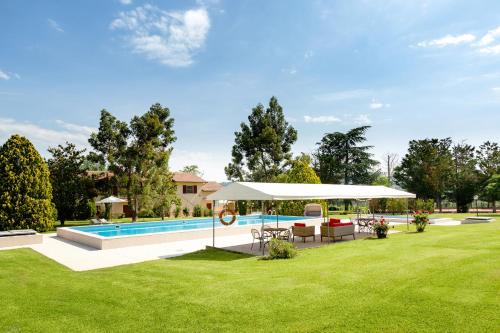 Panicale Cama Y Desayuno | Tenuta Lamborghini Golf & Resort