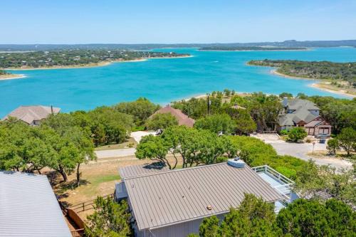 Canyon Lake Casa | Tequila Sunrise hot tub lake view firepit pool