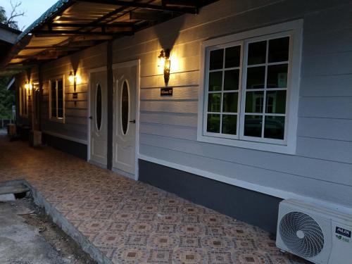 Dungun District Casa | Teratak Adamia Roomstay 02