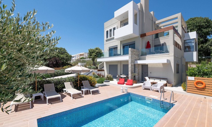 Rhodes Town Villa | Terpsis Pool Villa arriba ro 8