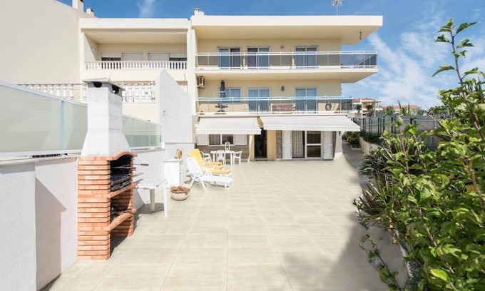 Ericeira Villa | Casa de las Camelias Terraza - I. B. G. (30 min del aeropuerto)