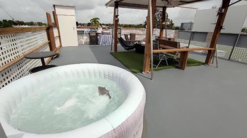 Puerto Nuevo Apartamento | Terrace with Jacuzzi Modern 2