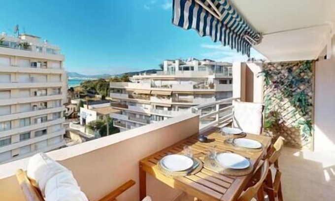 Cannes Old Town Apartamento | Terraza con vista al mar, Piscina, Playa a 200m, A/C