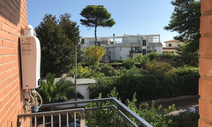 Latina Lido Casa | TERRACINA 30 MT DEL MAR