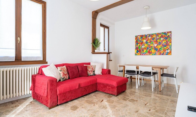 Introbio Apartamento | Terrazza Fucinetta - Dos Habitaciones Piso, Capacidad 6
