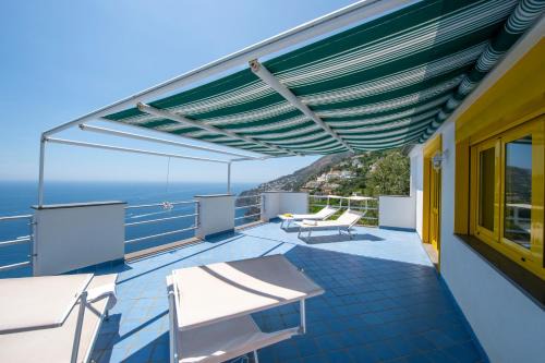San Michele Apartamento | Terrazza sul mare