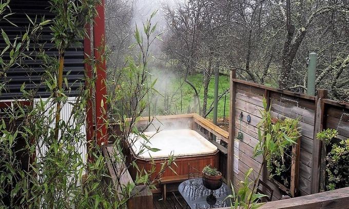Daylesford Villa | Texada Arte Retiro; jacuzzi privado