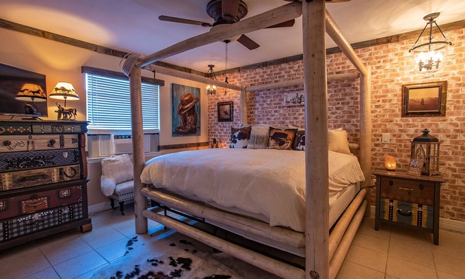 Keller Casa | Texas Lonestar Farmhouse