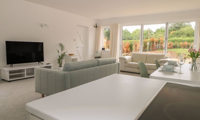 Cholsey Cabaña | Thames Reach