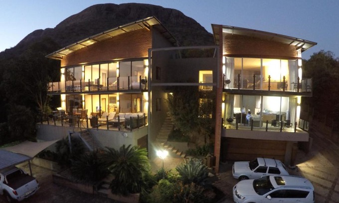 Schoemansville Apartamento | Thatch View