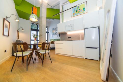 Arrancapins Apartamento | The 153 Hotel