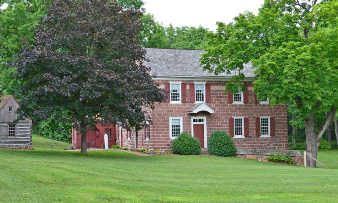 Ephrata Casa | The 1764 Mohler House! Beautifully Restored Farmhouse 3BR/4BA on 9aces w/firepit