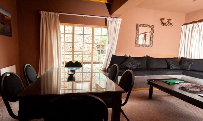 Leribe District Casa | El 3 Star River Lodge