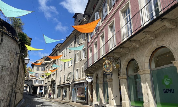 Porrentruy Apartamento | The 5 Continents III by Stay.Swiss - 7 bedroom apartment