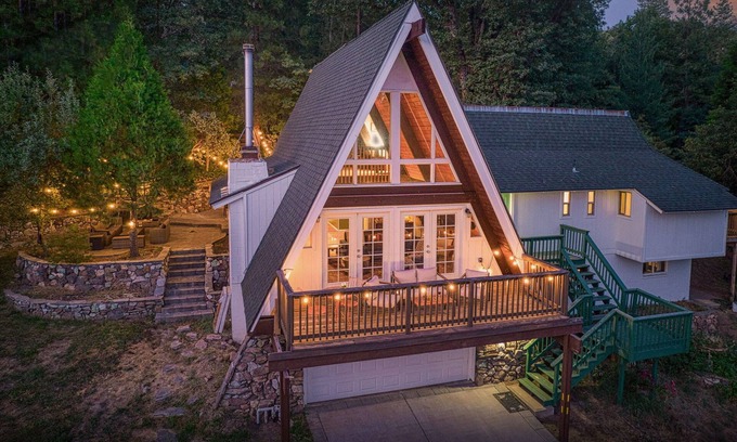 North Fork Cabina | The A-Frame on Toku: Gameroom/HotTub/Firepit/BassLake