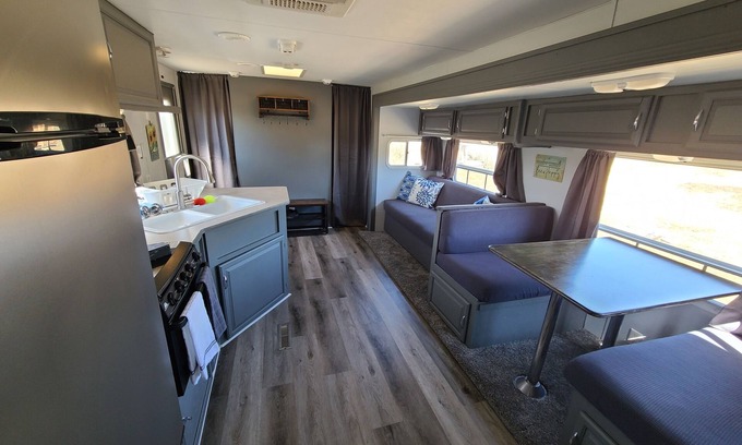 Custer Casa | The Air Bee-N-Bee: In The Heart of the Black Hills
