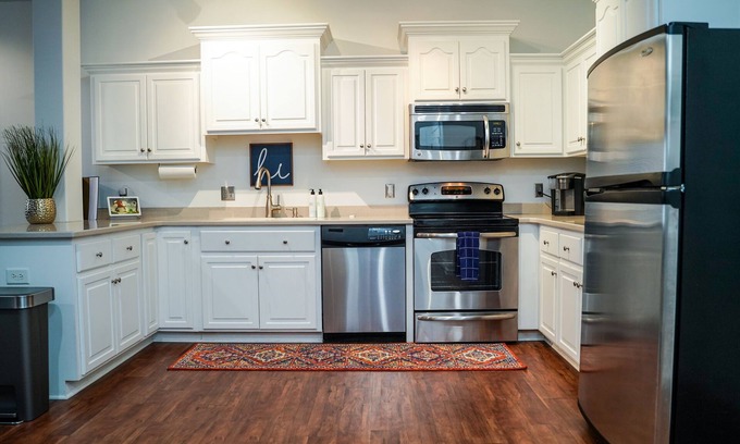 Goldsboro Apartamento | The Alexander Craige Blue Loft