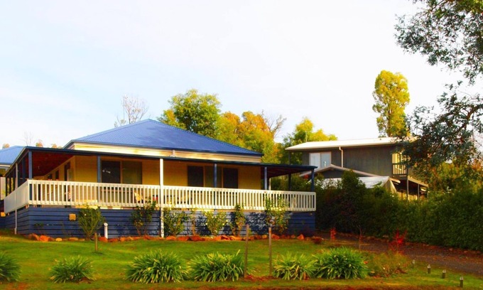 Marysville Casa | LA ANGELINA - Centro de la ciudad con vista al Parque Gallipoli