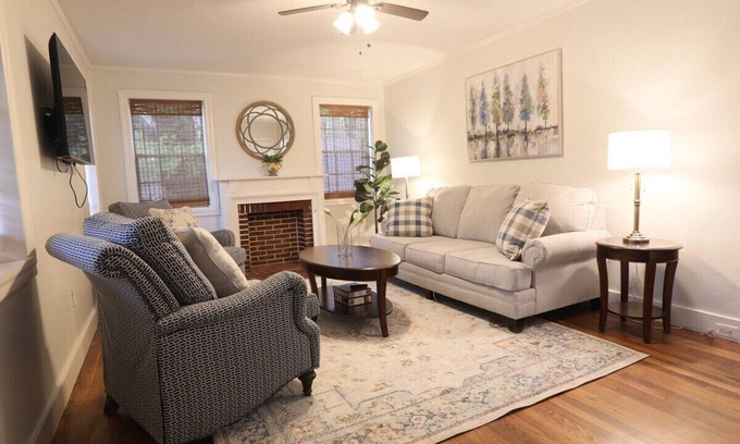 Oxford Casa | The Ann, 2BR Oxford Stay by Velvet Ditch Villas