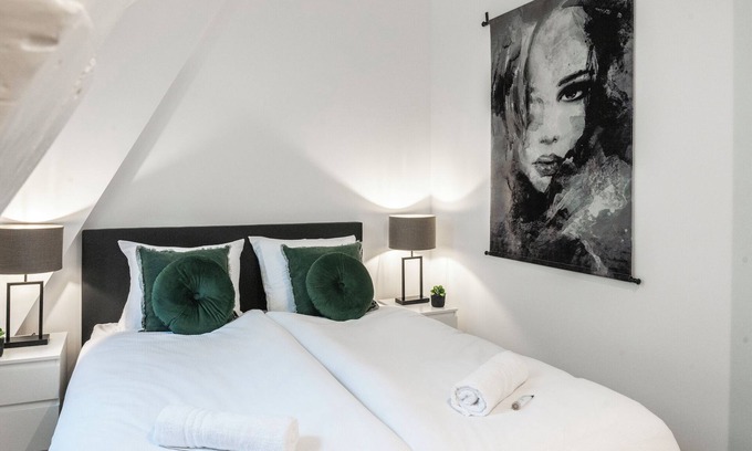 Municipality of Tilburg Apartamento | El apartamento cuenta con 3 buenas habitaciones, aire acondicionado y camas nuevas.