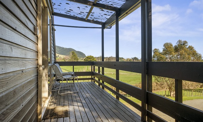 Te Horo Cabaña | The Apartment - The Lodge Te Horo