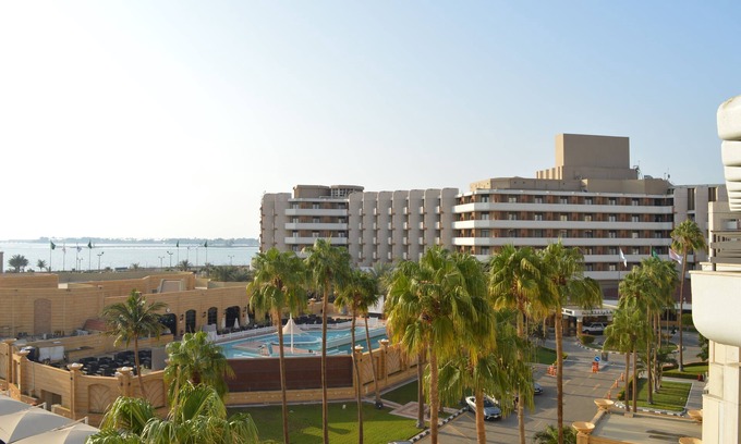 Al-Hamra'a Apartamento | The Apartments