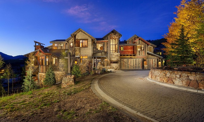 Breckenridge Casa | The Apex of Ski-In Ski-out Estates. Walk to Restaurants, Theater, Hot Tub, Game Tables!