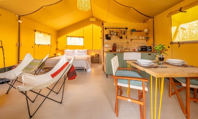 Halesworth Cabina | The Apple Bobber is a luxurious tent offering couples the chance to relax
